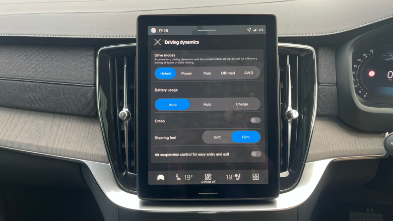 Volvo XC90 2.0 T8 PHEV Ultra Dark 5dr AWD Geartronic Estate